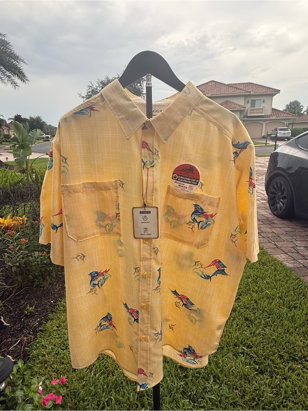 Haggar Yellow Short-Sleeve Button-Down Shirt with marlin American flag graphic